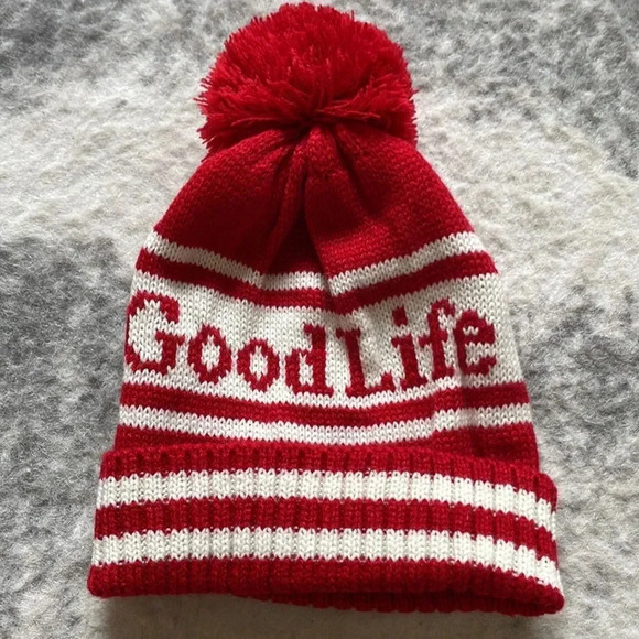 Winter Hat with  Pom Pom - FREE gift with purchase - Picture 2 of 8